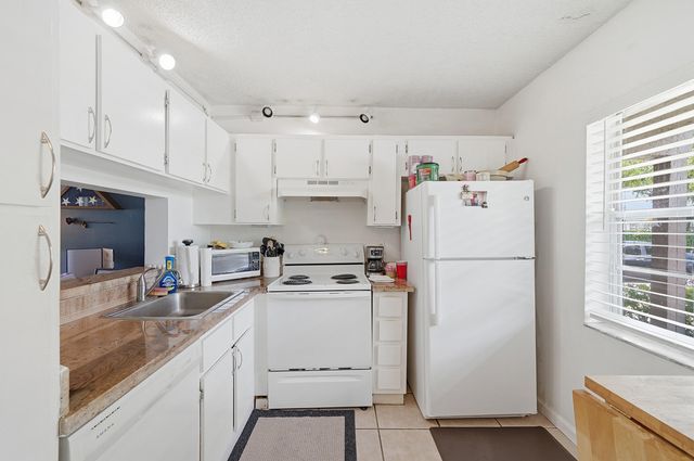 8840 Royal Palm Boulevard 105-7, Coral Springs, FL 33065