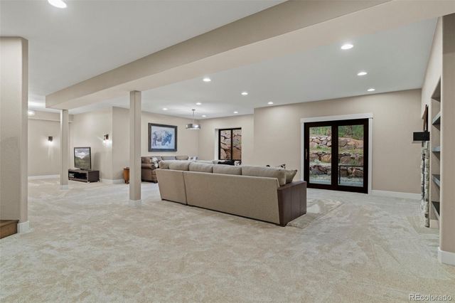 8280 Bannock Drive, Larkspur, CO 80118