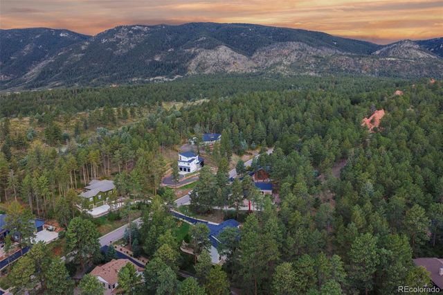 8280 Bannock Drive, Larkspur, CO 80118