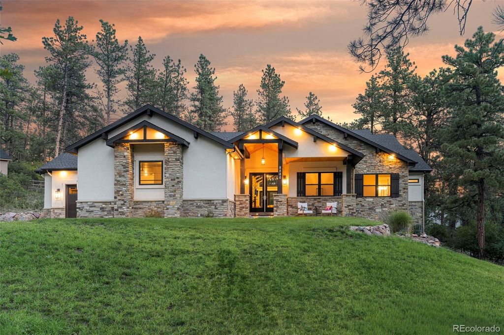 8280 Bannock Drive, Larkspur, CO 80118