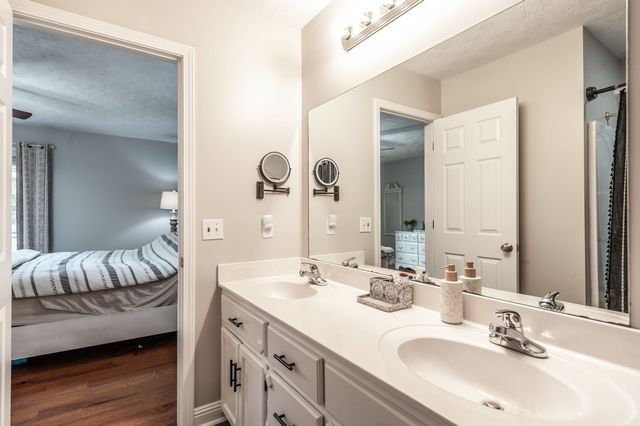 1051 Pinnacle Way, Castalian Springs, TN 37031