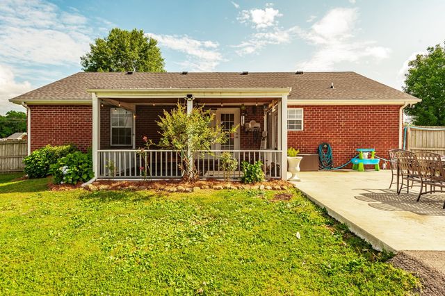 1051 Pinnacle Way, Castalian Springs, TN 37031