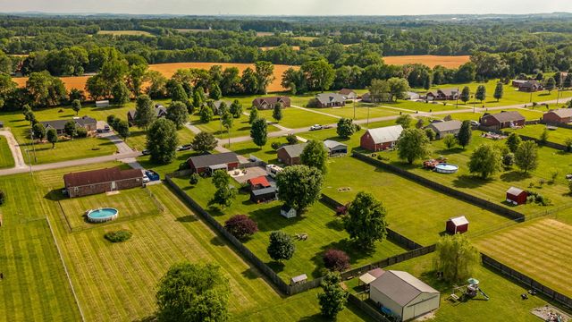 1051 Pinnacle Way, Castalian Springs, TN 37031