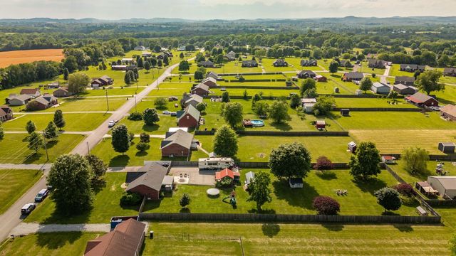 1051 Pinnacle Way, Castalian Springs, TN 37031