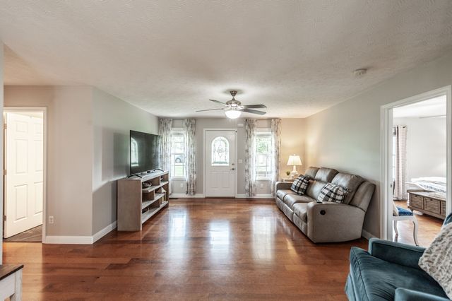 1051 Pinnacle Way, Castalian Springs, TN 37031