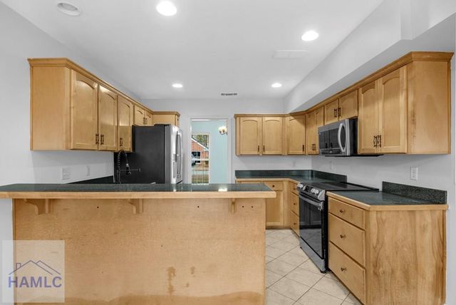 102 Egrets Way Lane, Richmond Hill, GA 31324