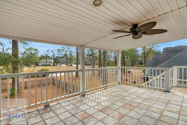 102 Egrets Way Lane, Richmond Hill, GA 31324