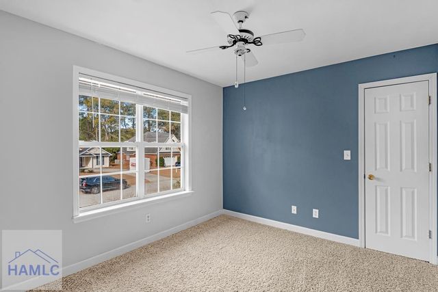 102 Egrets Way Lane, Richmond Hill, GA 31324