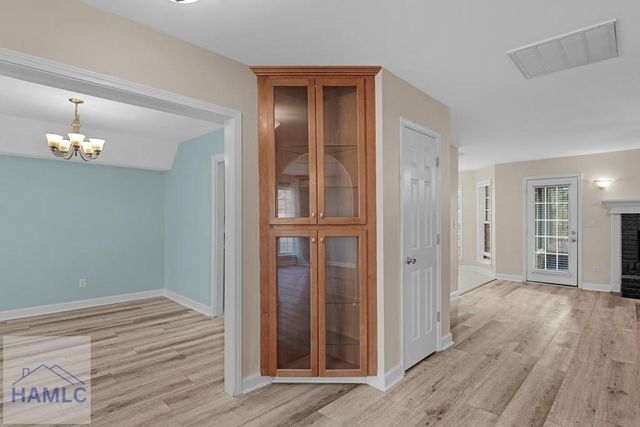 102 Egrets Way Lane, Richmond Hill, GA 31324