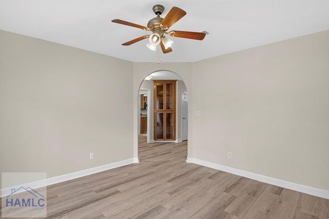 102 Egrets Way Lane, Richmond Hill, GA 31324