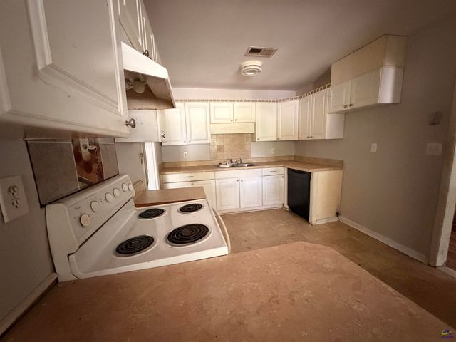 451 Alabama Avenue, Warner Robins, GA 31093