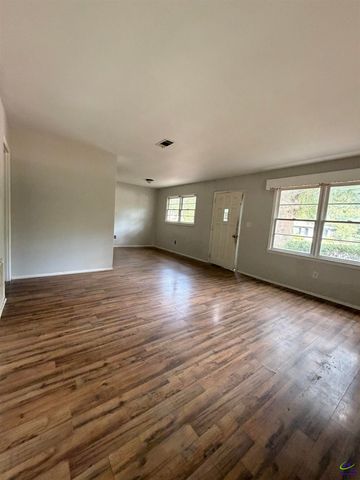 451 Alabama Avenue, Warner Robins, GA 31093