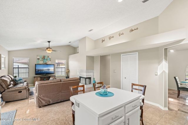 1092 Itzehoe Avenue NW, Palm Bay, FL 32907