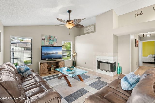 1092 Itzehoe Avenue NW, Palm Bay, FL 32907
