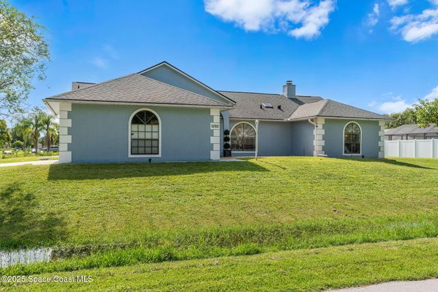 1092 Itzehoe Avenue NW, Palm Bay, FL 32907