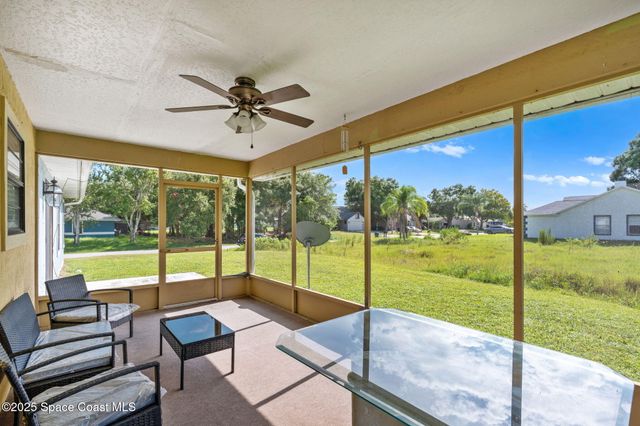 1092 Itzehoe Avenue NW, Palm Bay, FL 32907