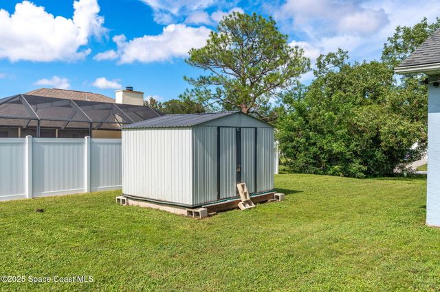 1092 Itzehoe Avenue NW, Palm Bay, FL 32907