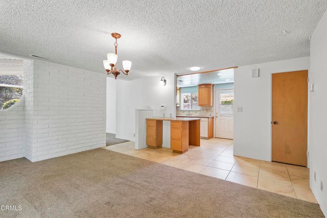 871 Oak Avenue, Fillmore, CA 93015