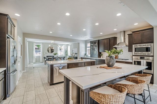 2703 Tribune Avenue, Hayward, CA 94542