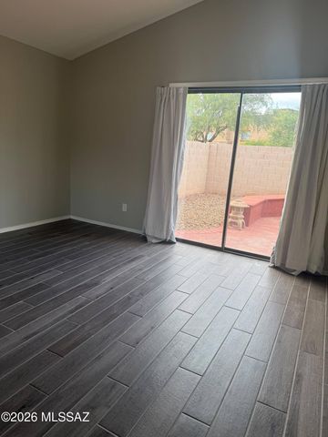 321 E Fieldcrest Lane, Tucson, AZ 85737