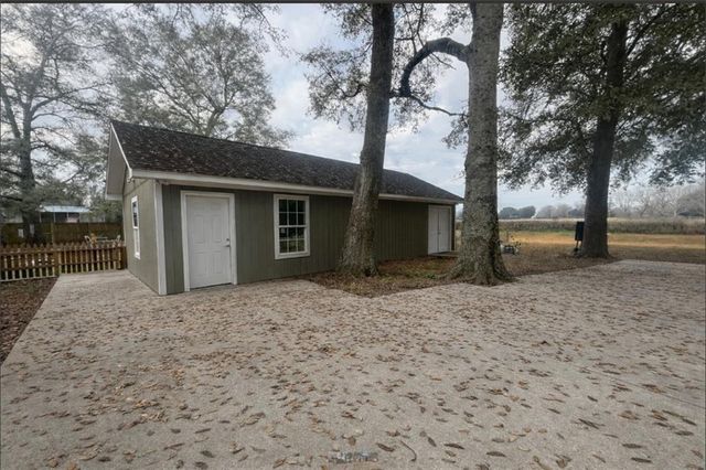 10779 Southern Oaks Court, Grand Bay, AL 36541