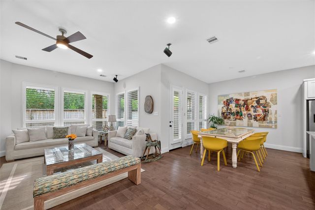 135 Currydale Way, Tomball, TX 77375