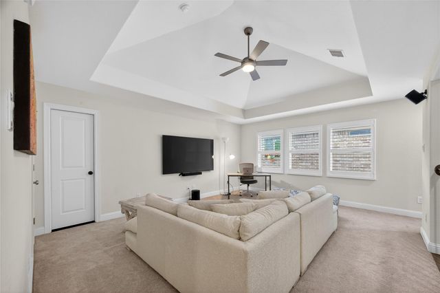 135 Currydale Way, Tomball, TX 77375