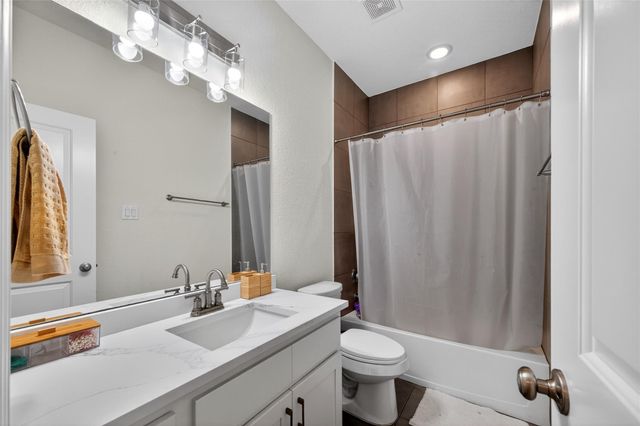 135 Currydale Way, Tomball, TX 77375