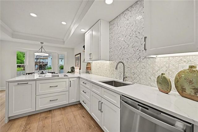 4118 Minnesota Drive, Lee's Summit, MO 64082
