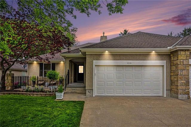4118 Minnesota Drive, Lee's Summit, MO 64082