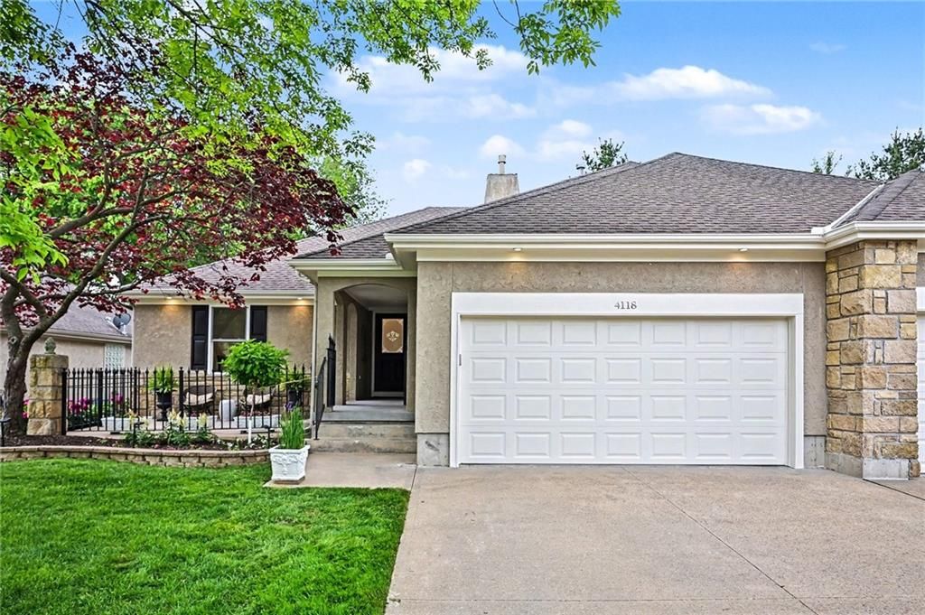4118 Minnesota Drive, Lee's Summit, MO 64082