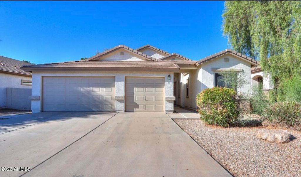 946 S PARKCREST Street, Gilbert, AZ 85296 — exterior