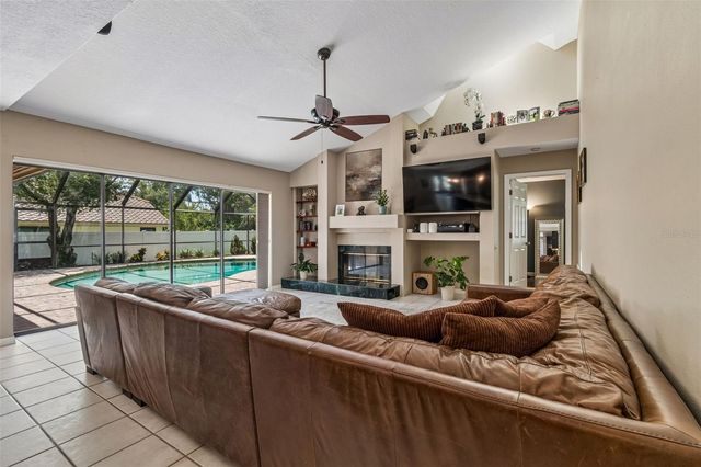 2937 HILLCREEK CIRCLE S, Clearwater, FL 33759
