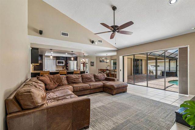2937 HILLCREEK CIRCLE S, Clearwater, FL 33759