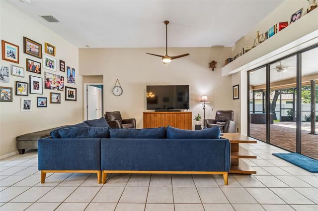 2937 HILLCREEK CIRCLE S, Clearwater, FL 33759