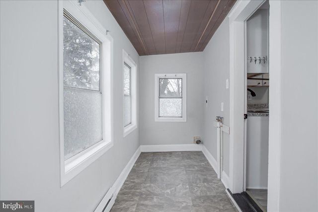 214 MOUNT AIRY AVENUE, Waynesboro, PA 17268