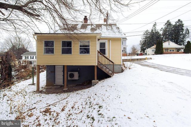 214 MOUNT AIRY AVENUE, Waynesboro, PA 17268