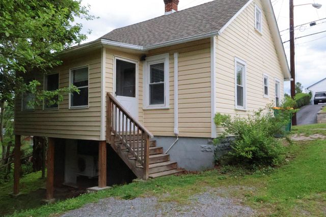 214 MOUNT AIRY AVENUE, Waynesboro, PA 17268