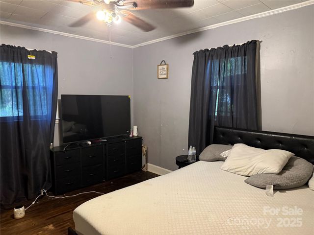 74 Victory Drive, Cheraw, SC 29520