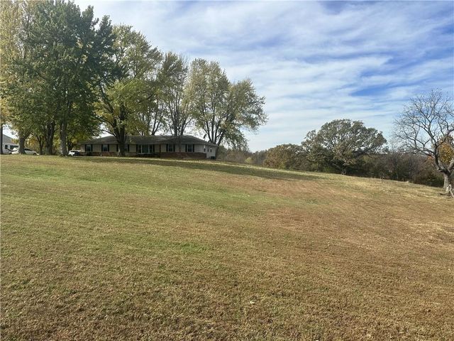 740 NW 1101st Road, Holden, MO 64040