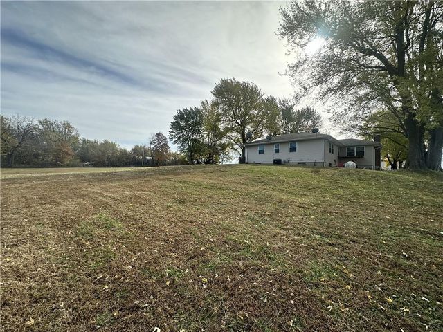 740 NW 1101st Road, Holden, MO 64040