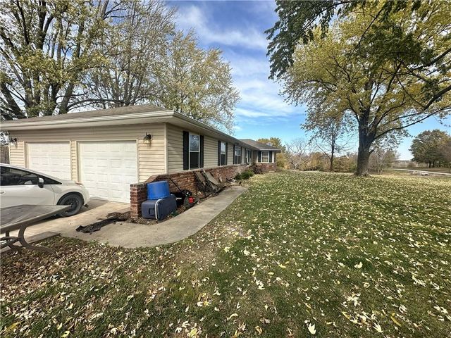 740 NW 1101st Road, Holden, MO 64040