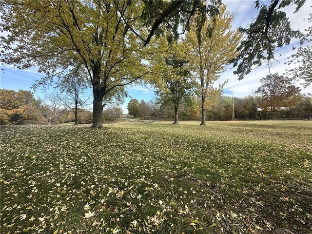 740 NW 1101st Road, Holden, MO 64040