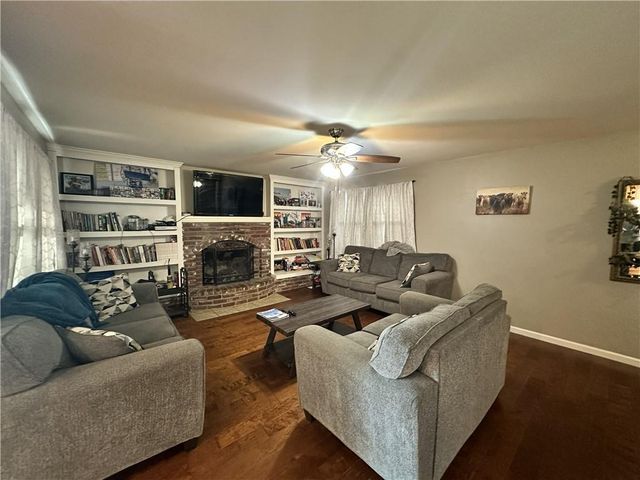 740 NW 1101st Road, Holden, MO 64040