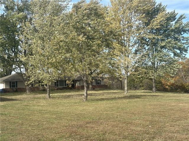 740 NW 1101st Road, Holden, MO 64040