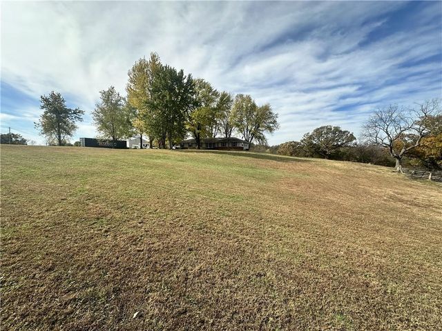 740 NW 1101st Road, Holden, MO 64040