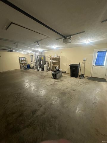 62 Canyon Creek Circle, Lafayette, IN 47909