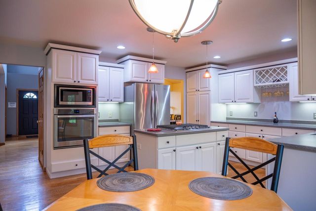 1603 Burch Circle Drive, Necedah, WI 54646