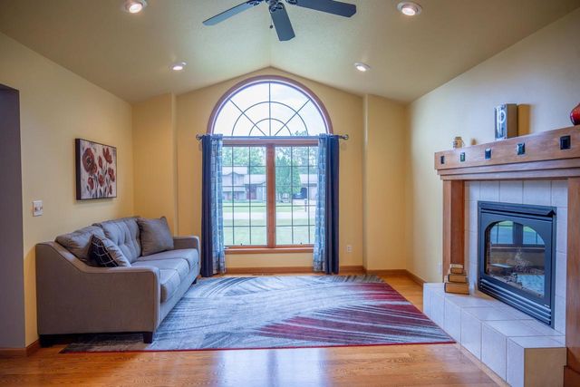 1603 Burch Circle Drive, Necedah, WI 54646