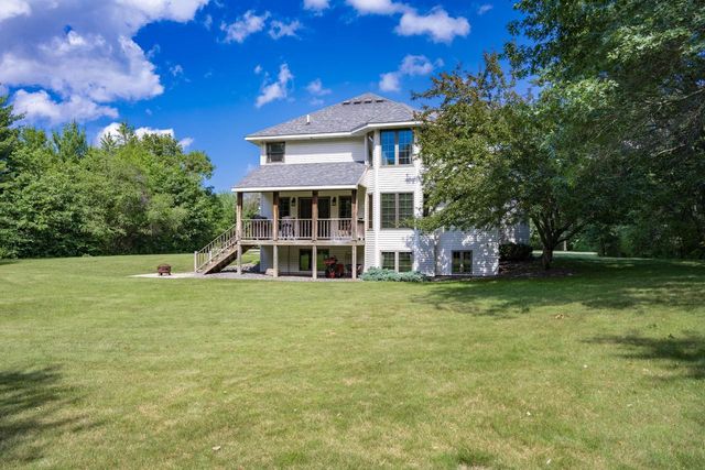 1603 Burch Circle Drive, Necedah, WI 54646